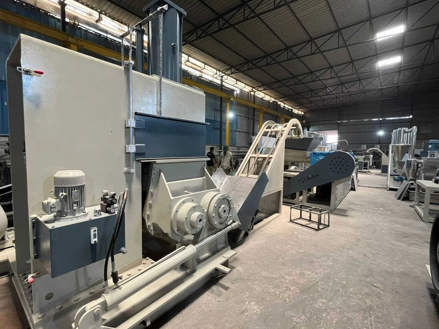 Rubber Processing Machinery Warehouse